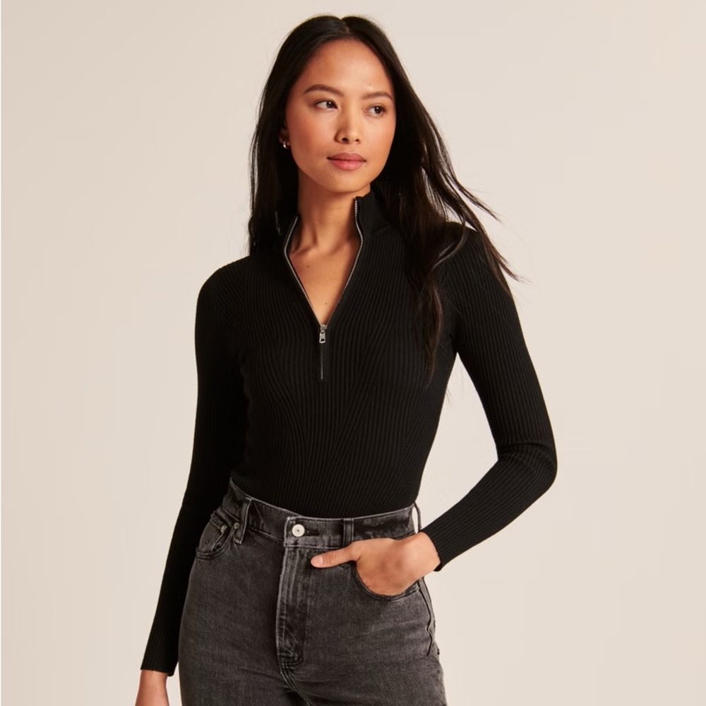 Black Ribbed Zip-Up Women Top